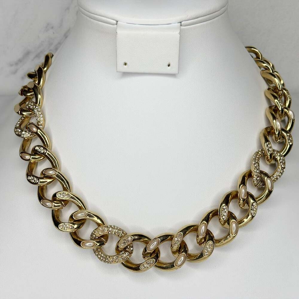 Ann Taylor Chunky Curb Chain Necklace Rhinestone Faux Pearl ✨